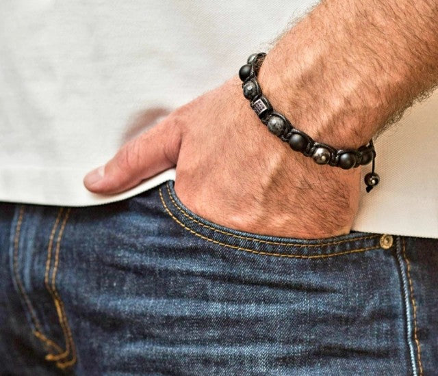 KAMPANJE /Trendy og Exclusivt Shambhala ArmbÅnd , Larvikitt, Hematitt og Sort Onyx  , unisex og justerbare