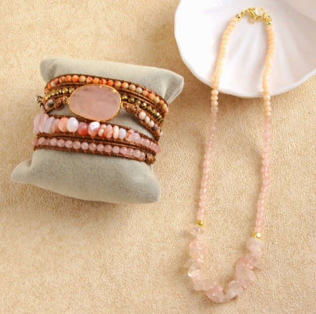 Nye 2025 Bohemian Rose Quartz Design Smykkesett, Single Row Kjede og BoHo Wrap armbÅnd