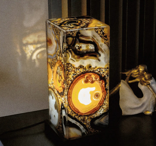 Natural & Exclusive Agate Desk Lamp Handmade in Brazil - Medium, Compact & Elegant, 30x12cm