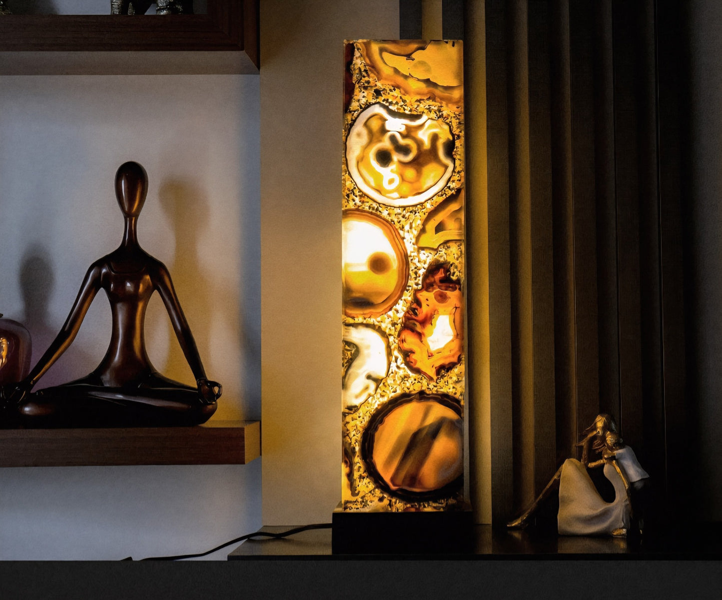 Natural & Exclusive Agate Floor Lamp Handmade in Brazil - XXlarge, Compact, Elegant, 100x25cm