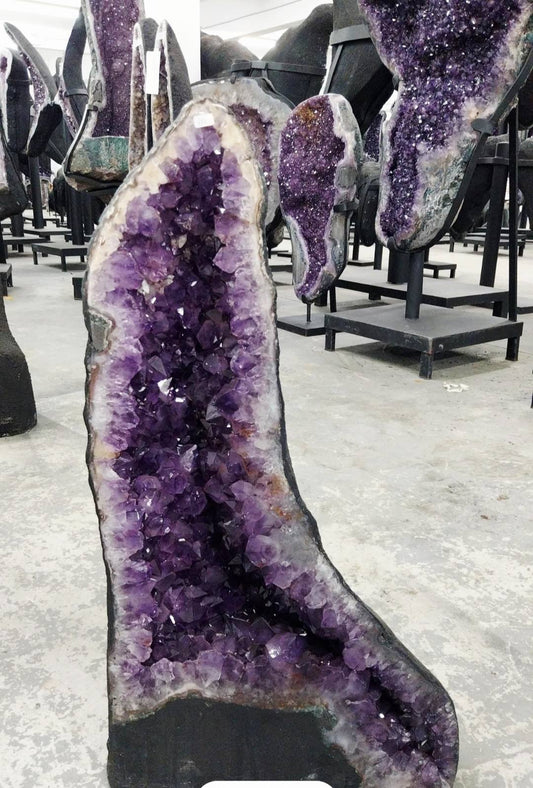 SOMMER KAMPANJE HIGH QUALTY BRAZILIAN AMETYST GEODE - 40% OFF + Fri Frakt, 35kg - 65x36cm