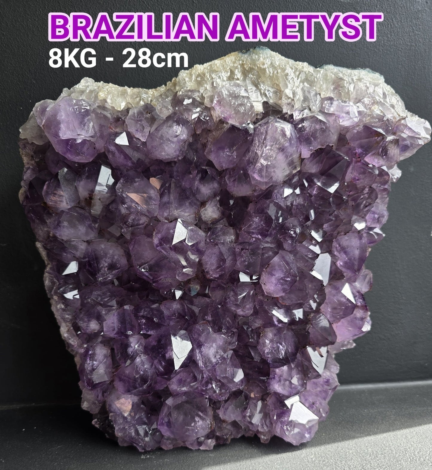 MÅnedens Freeform AAA+Quality Ametyst Cluster /  8.1kg og 27x26 fra Ametista Do Sul, Brasil