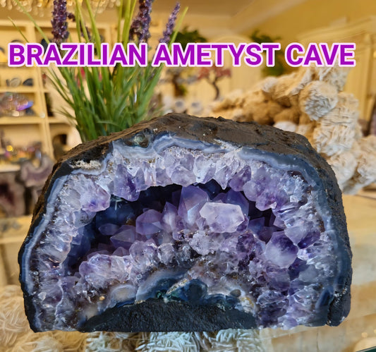 Unik og vakker Brazilian Ametyst Cave, ca. 18x12x10cm, 7.5kg