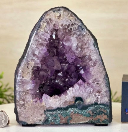 Extra Quality Amethyst Cathedral, 3.5kg &amp; 18cm Tall #5601-1428