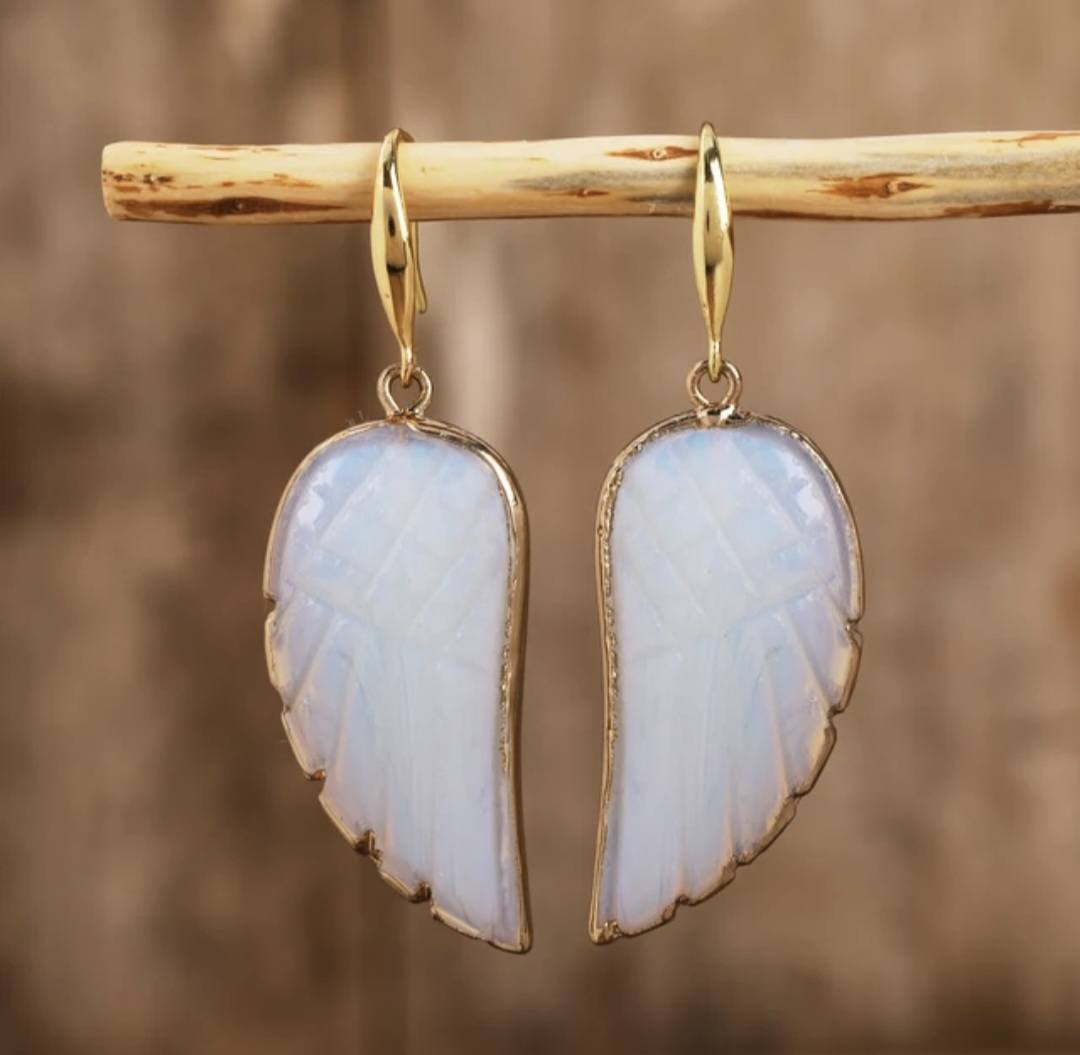 Nye MICCI Design Øredobber ( Angel Wing ) , 18K Gold Electroplated, OPALITE