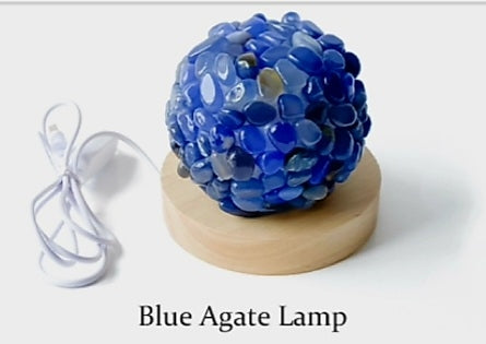 Kampanje - Crystal Sphere Lamp m/trebase, 10cm   - 7 farger / Stentyper