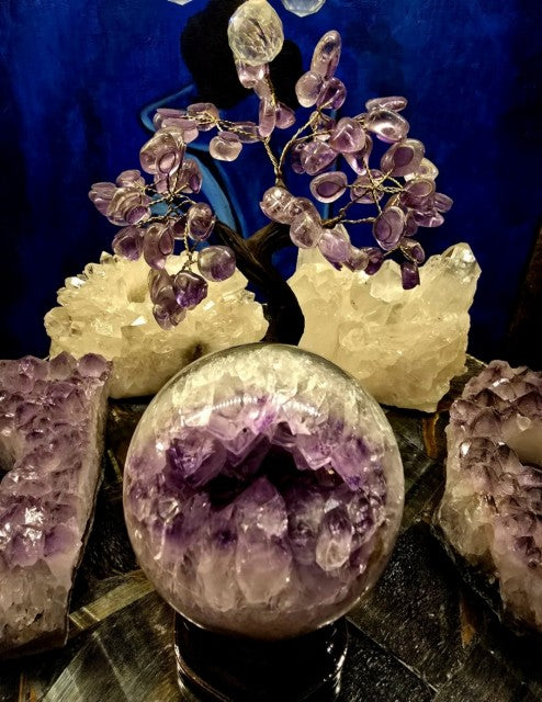 AAA+ BIG Premium Quality Uruguay Amethyst  & Agate Geode Sphere, ca. 85mm - 800gram