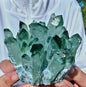 Large Grønn mineralkvarts Cluster krystalldekorasjon, ca. 700gram