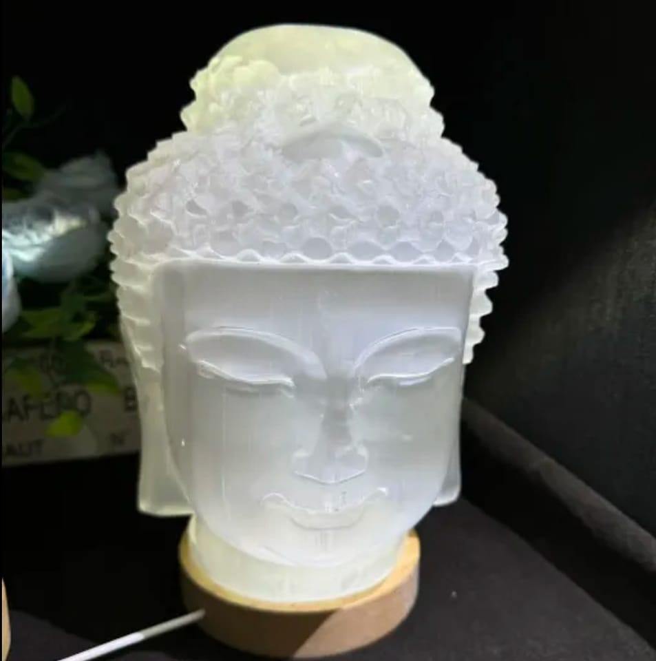 Selenitt BUDDHA HEAD - 15cm m/Led Trebase og lysjustering, Large