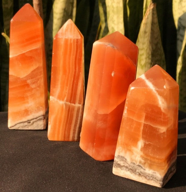 Honning Calcite TÅrnkrystall, ca. 12- 13cm
