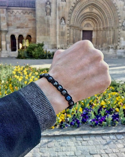 KAMPANJE / Trendy og Exclusivt Shambhala ArmbÅnd , Sapphier, Lapis Lazuli , Larvikite, unisex og justerbare