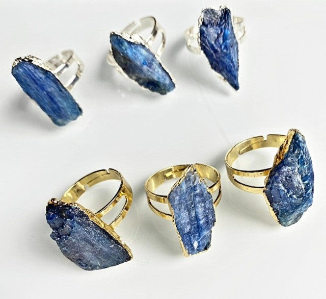 RÅ Kyanite Quartz Ring, Gold Electroplated, justerbare
