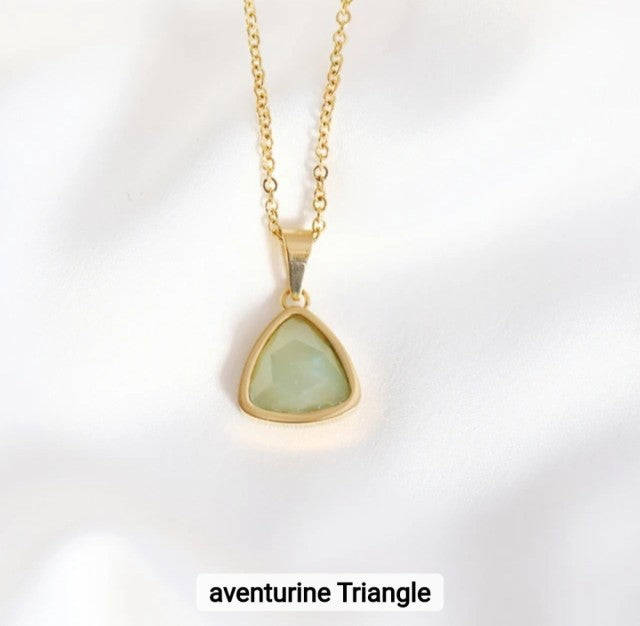NEW MICCI JEWELRY NATURAL STONE NECKLACES, 45cm , Gold Elecrtroplated, Green Aventurine Quartz 16mm Triangel
