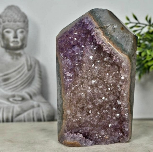 Natural Uruguay Rainbow Amethyst & Agate Stone Tower AAA+ Quality Geode, 18x10.5cm, STP0194
