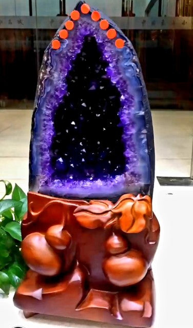 Supervakker AAA High Quality Uruguay Ametyst Geode Size 56 * 23cm, weight 23.9kg, including base