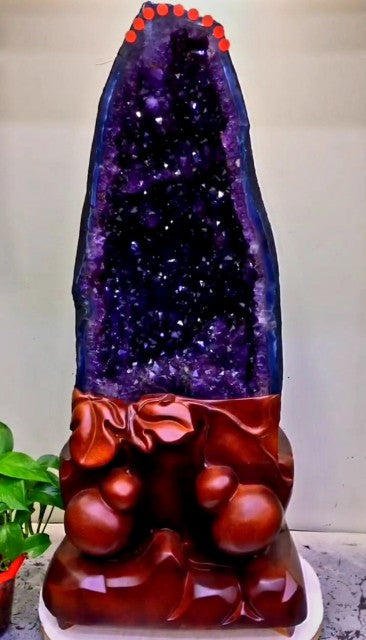 Supervakker AAA High Quality Uruguay Ametyst Geode Size 81 * 29cm, weight 45.1kg, including base