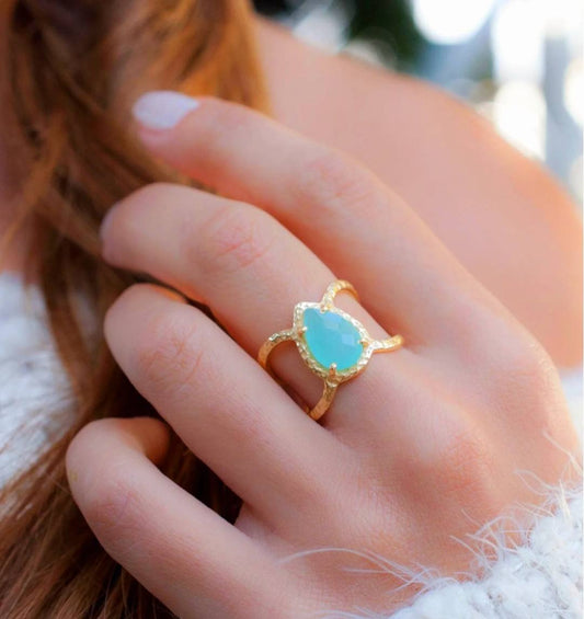 Ny og vakker, enkel håndlaget " RACHEL " Gold Vermeil m/ Aqua Chalsedony