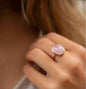 Ny og vakker, enkel håndlaget " BARBARA " Goldplated Ring m/ Rose Quartz