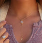 Nytt og enkelt Cila Designkjede med Druzy White Quartz & Sea Star, 18K Gold Vermeil