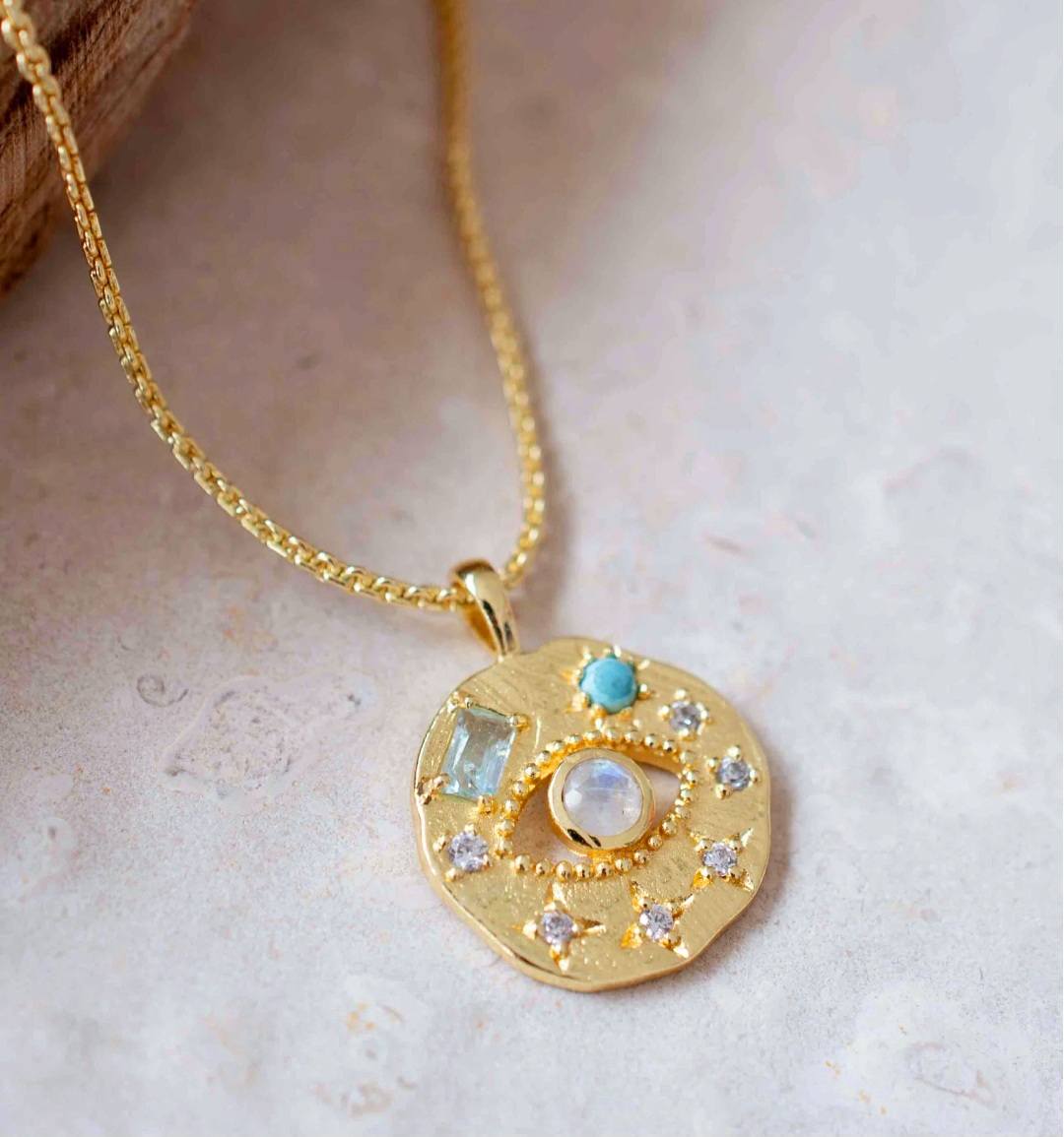 Nytt og vakkert "Evil Eye " Necklace * Moonstone, Copper Turquise, 18K Goldplated