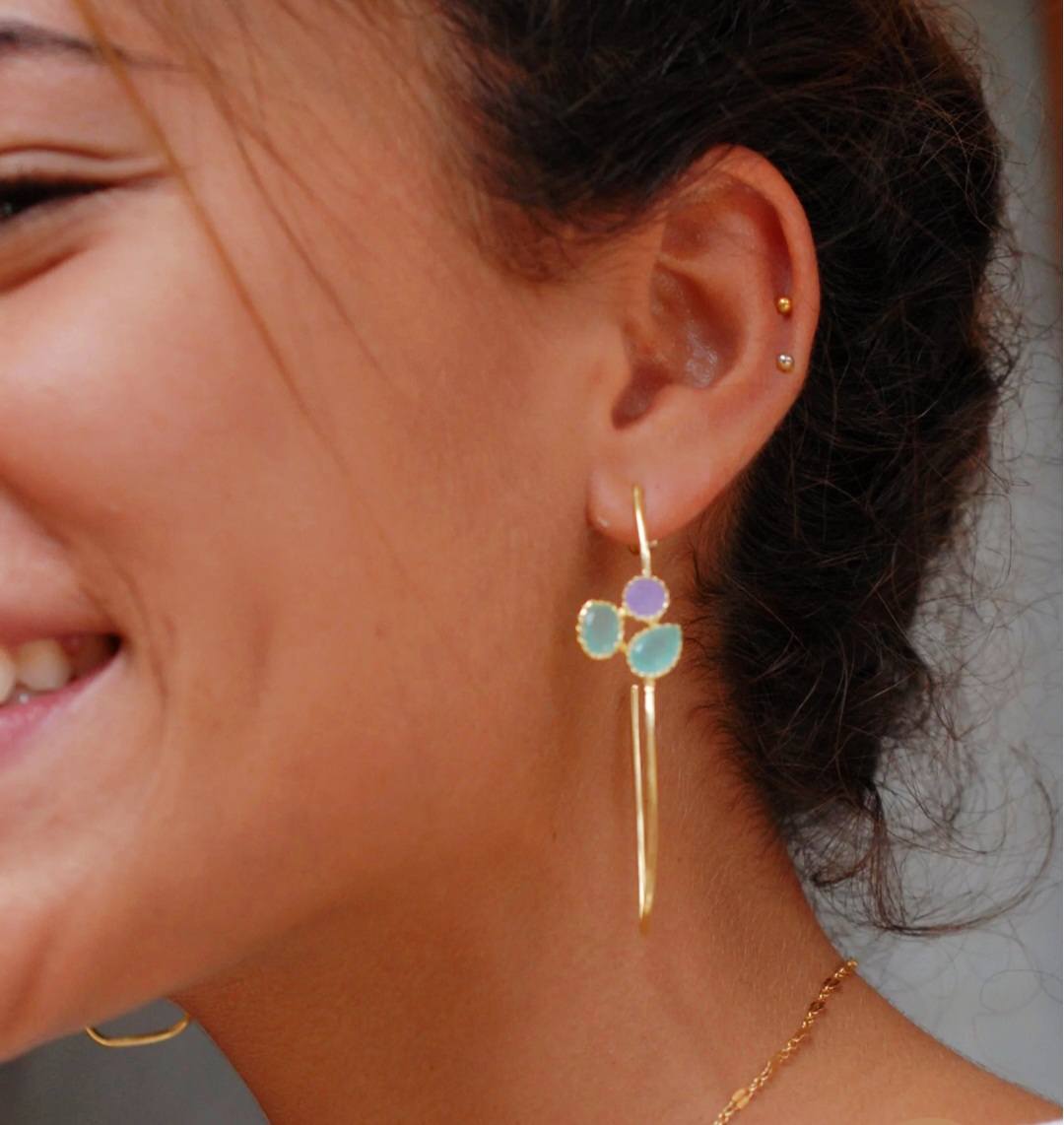 Nye CILA " SANDY " av øredobber med Aqua Chalsedony, Purple Quartz, 18K Goldplated.