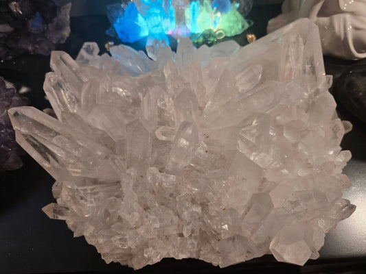 Stort og unikt Brazilian AAA Quality - White & Clear Quartz " Cluster, ca. 32x26x10cm - 7.5kg