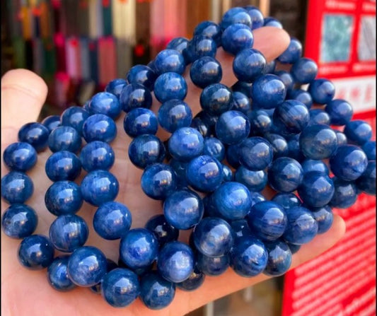 Enkelt og fleksibelt steinarmbÅnd, Kyanite