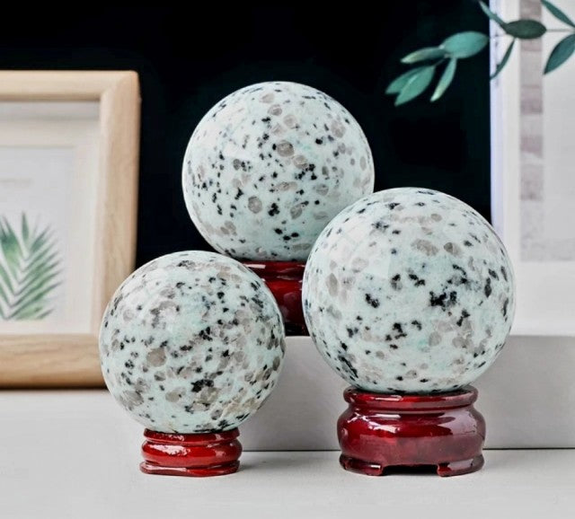 Sjeldne og vakre KIWI JASPER 60 - 70mm Sphere ( Krystallkule )