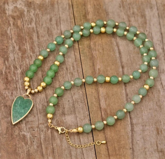 NYE FASHION CRYSTAL KJEDER GREEN AVENTURINE QUARTZ m/ LONG HEART ANHENG