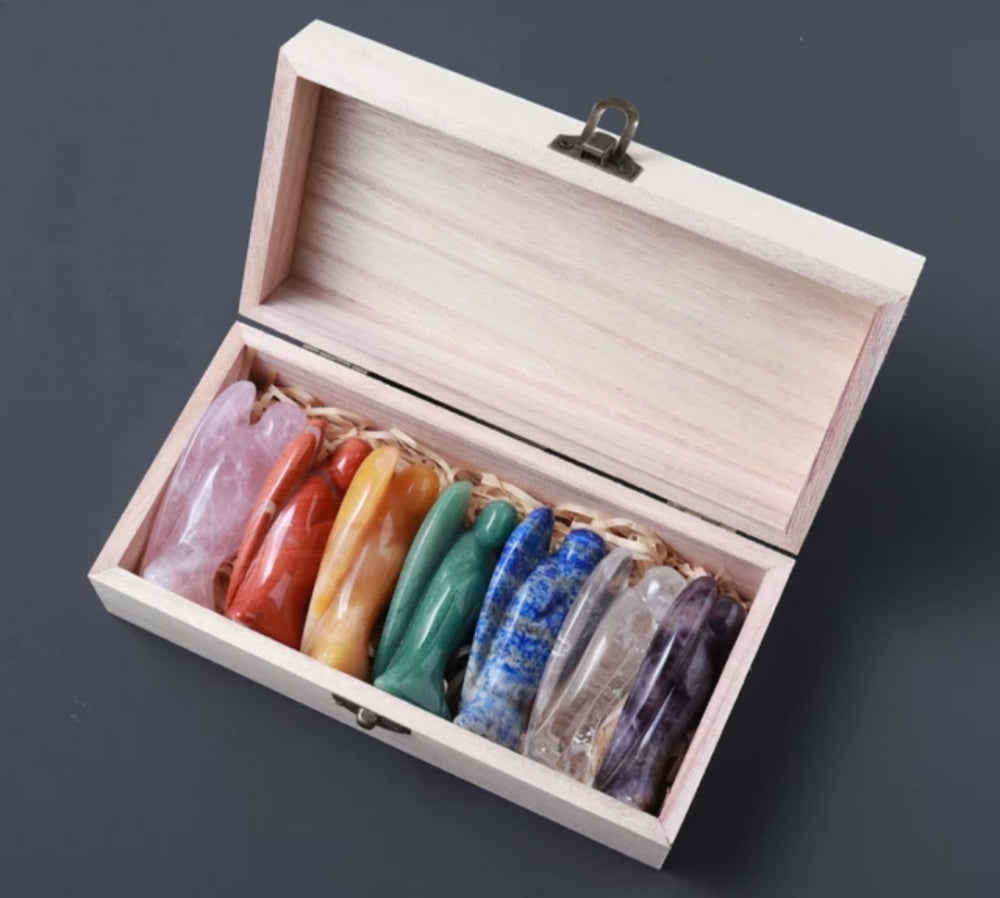 Nytt 7 Chakra Angel Set, 7,5 cm i Treboks..