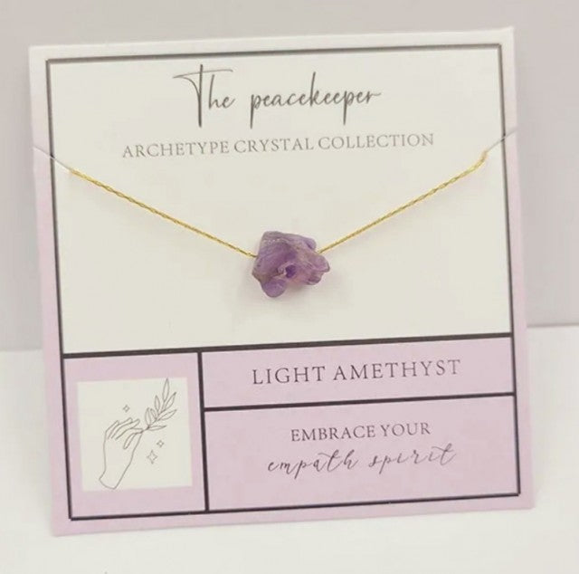 Vakkert og enkelt Birthstone Gold Designkjede m/RÅsten - Ametyst - Tynt kjede, 8 - 13mm rÅstener