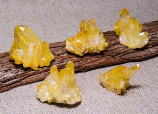 Gul  Aura Kvarts Cluster, 100 - 150 gram