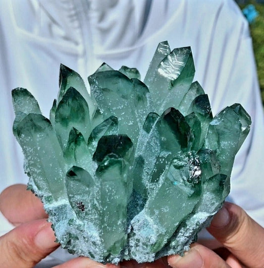Medium grønn mineralkvarts Cluster krystalldekorasjon, ca. 500 gram
