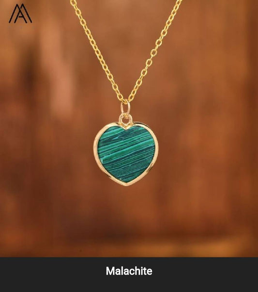 Small Hearts Designkjede 17mm - Gold Electroplated - Malachite