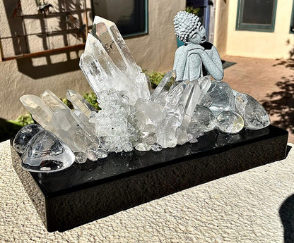 Fantastisk håndlaget Peaceful BUDDHA Quartz Krystall Lampedekorasjon med vario ledlys ,“ ILLUMINATED STILLNESS AND PEACEFUL ENERGY”
