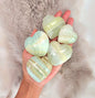 Vakre Carribean Green Pistachio Calcite Hjertesten, Medium 45 - 50mm