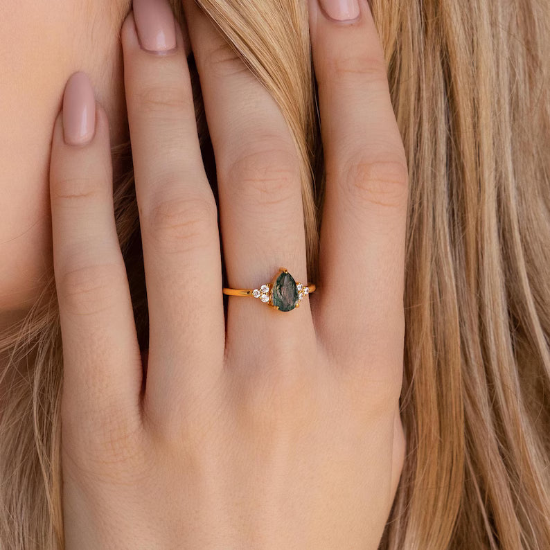 Ny & Trendy 925s Silver Art Deco Vintage Ring - med Tear Drop 10x6mm Green Moss Agate Quartz sten og Zirkoner