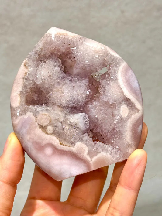 Pink Amethyst bubble geode flameSize, W 7.7 cm H 8.6cm D 3cm, Weight 230g
