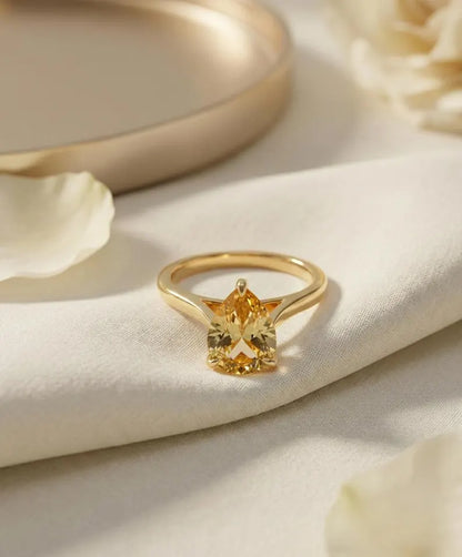 Vakker og Mareshia "Solitaire" enstens 9x7mm Citrine Ring, Gold Vermeil ( 925s Silver )