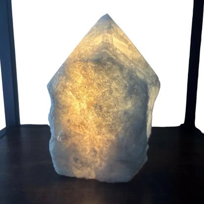 Large Blue Calcite Kvarts Råkrystall lampe m/trebase, ca. 15cm x 10cm - 2kg