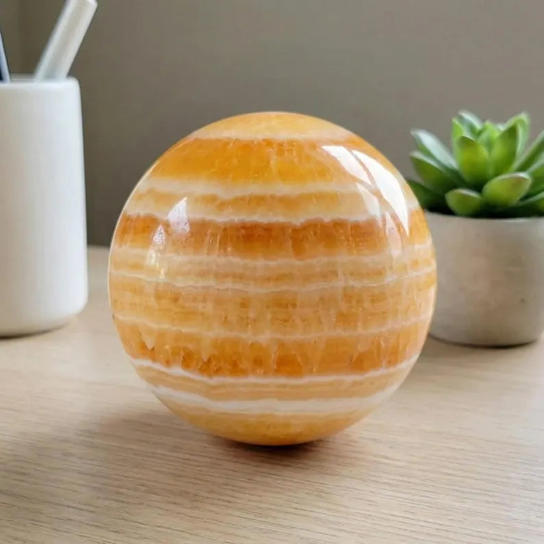 Vakker Yellow CALCITE Sphere krystallkule Large  , ca. 70 - 80mm...