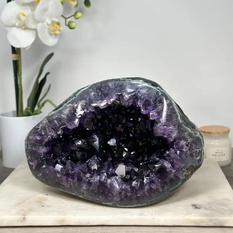 Premium Quality Amethyst Stone Geode Crystal Formation, STGE0012, 10KG - 25x16x22cm