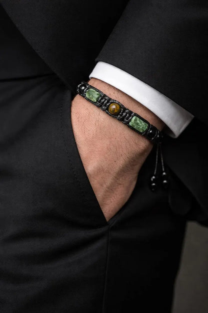 Månedens Utvalgte / Trendy og Exclusivt Shambhala armbånd, Seraphinite, Hawk’s Eye, Black Tourmaline, Onyx, unisex og justerbare - Strength, Luck, and Protection