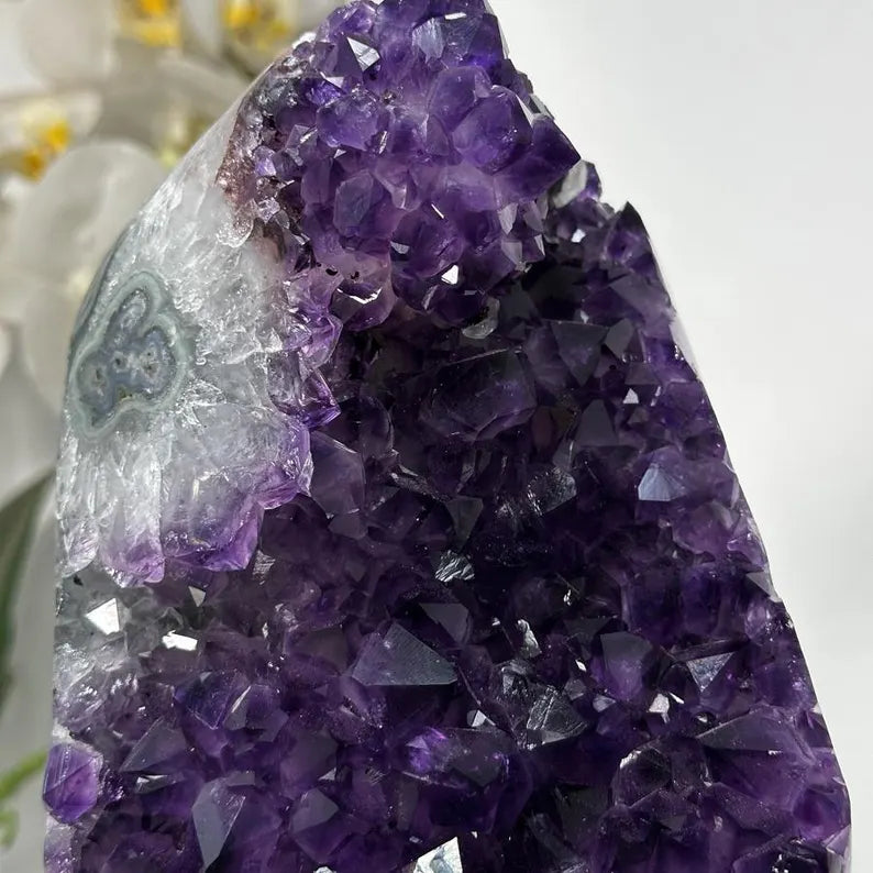 Large Amethyst Cluster on Metal Stand with Super Shinny Crystals - MWS2736, 2.7kg - 25x12x11cm