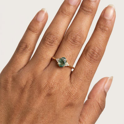 Ny & Trendy 14K Goldplated ( 925s Silver ) Art Deco Vintage Ring - med oval 8x10mm Green Moss Agate Quartz sten og Zirkoner