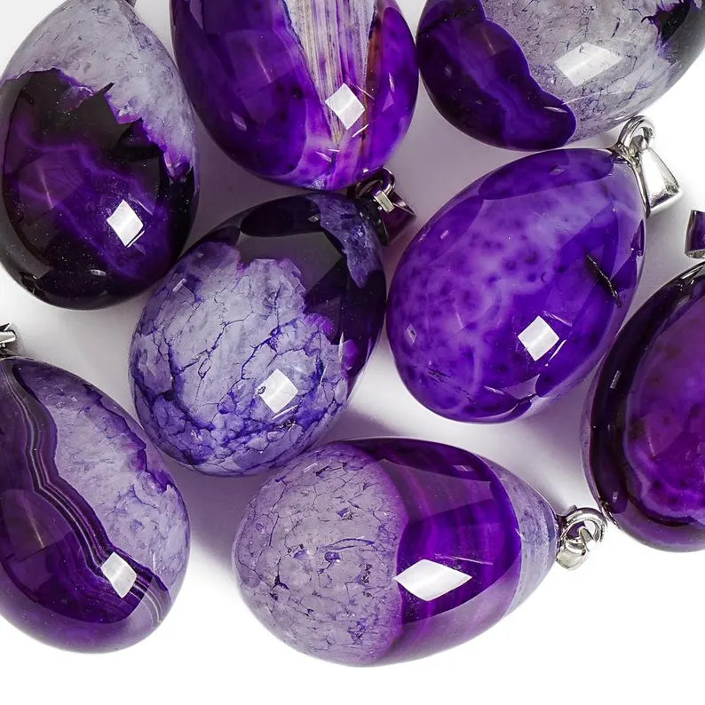 Nye Brazilian AGATE Teardrop - anheng m/ Silverplated Kjede, Purple - 30mm