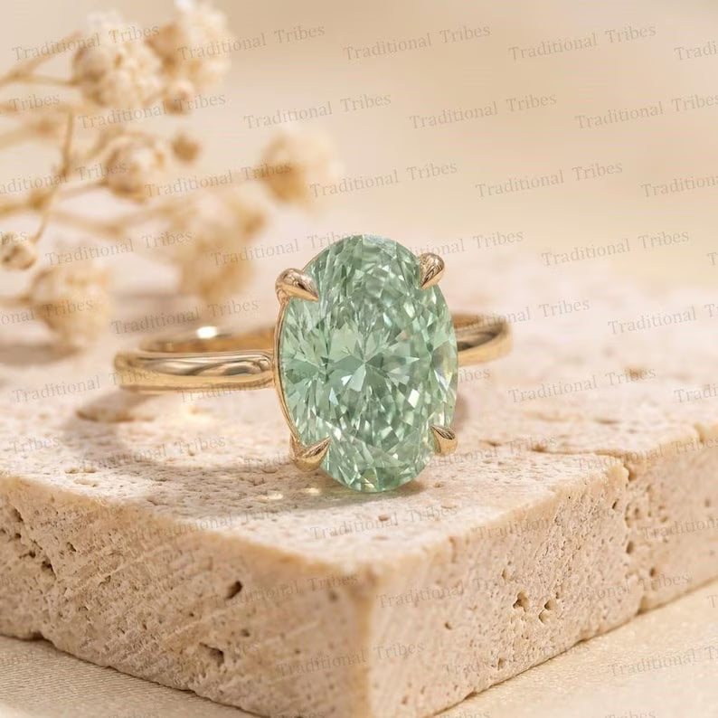 New Mareshia "Solitaire" enstens 11x9mm Mint Green Ametyst (Prasiolite) Ring, Goldplated ( 925s Silver )