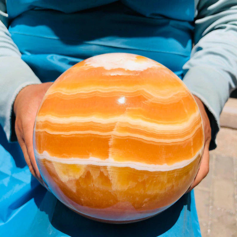 Polished Yellow Calcite Crystal Ball,13 - 13.5cm / 3.5 - 4kg