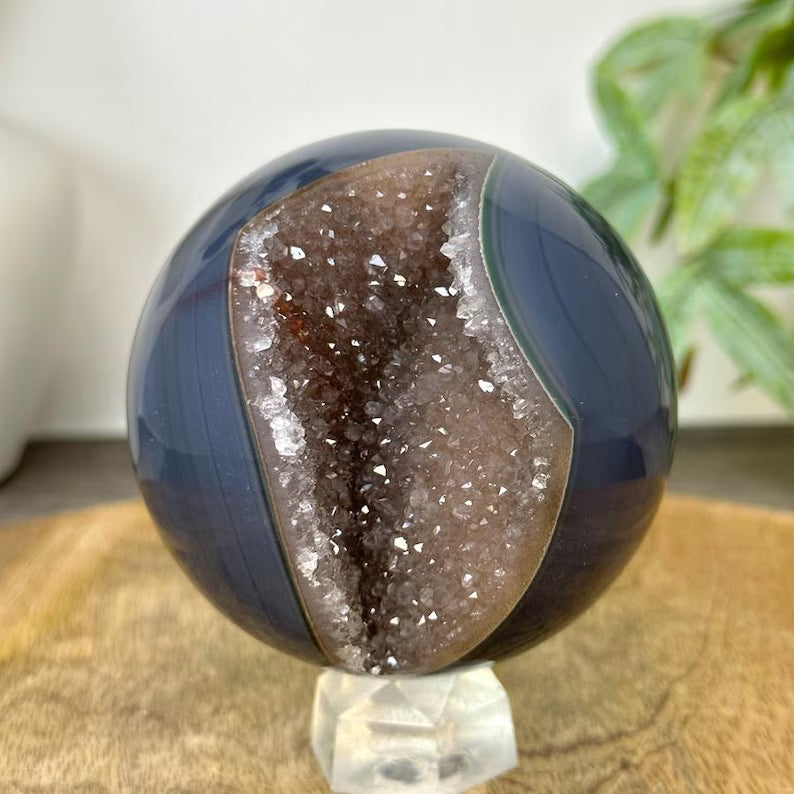 Banded Agate &amp; Druzy Sphere Geode with Crystal Formation - SPH0226, 80mm