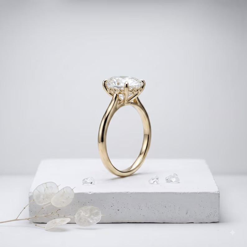 Vakker Mareshia "Solitaire" enstens 11x9mm Simulated Diamond CZ Ring, Goldplated ( 925s Silver )